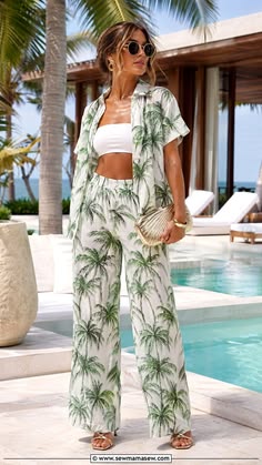 Women's Short Sleeve Printed Shirt with Matching Shorts2
